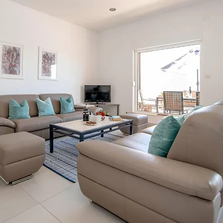 فيلة Luxury Stone With Private Pool And Jacuzzi Near Dubrovnik